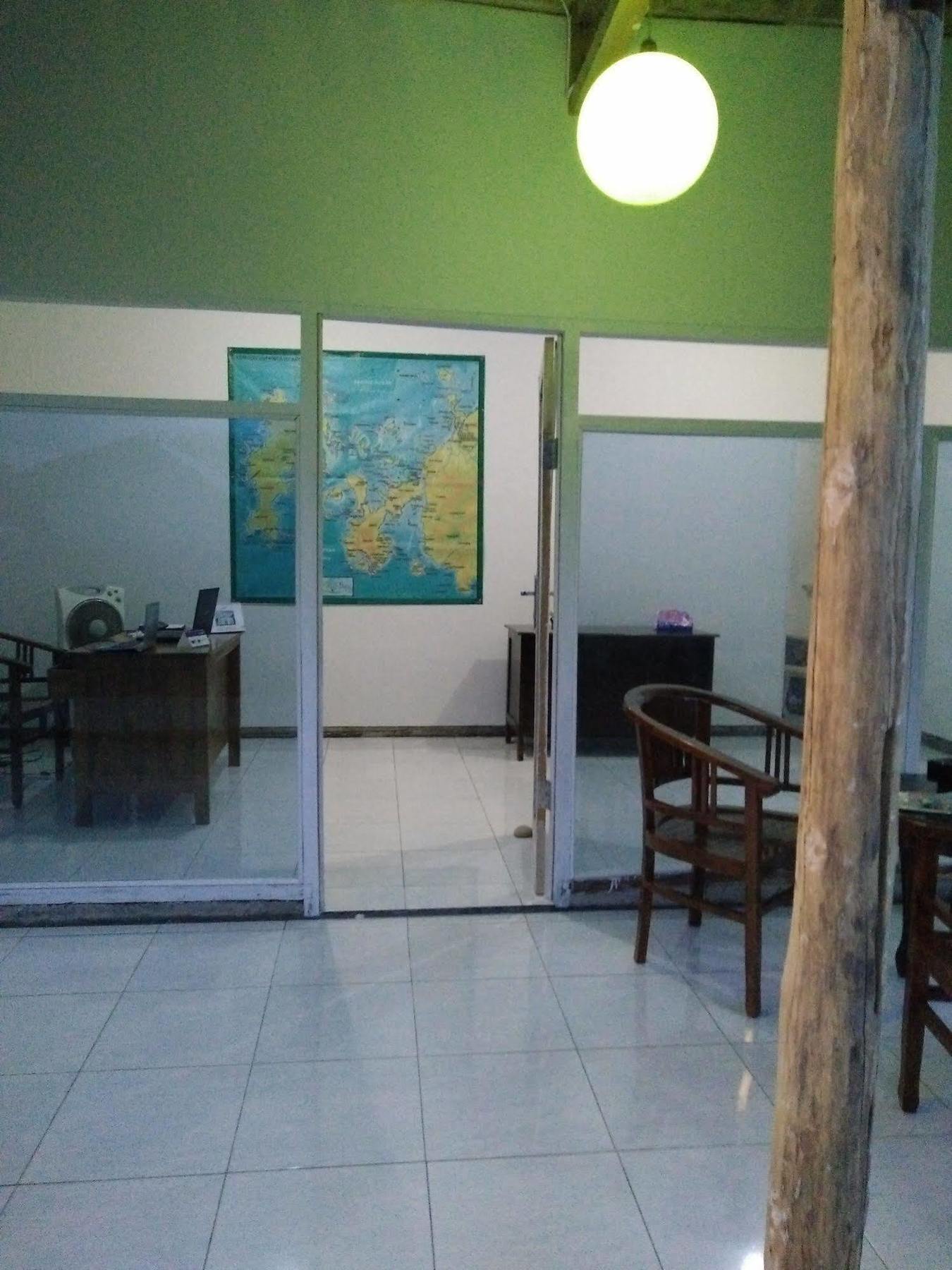 Cahaya Adrian Near Komodo Airport Labuan Bajo Exterior foto